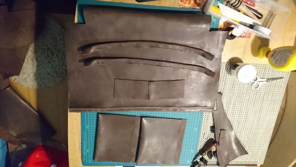レザークラフト初心者のトートバッグ製作過程1_手縫い