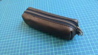 レザークラフト初心者が作る簡単型紙のファスナーペンケースの作り方